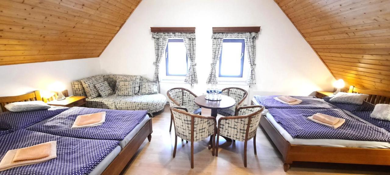 Hotel Perla Jizery Josefŭv Dŭl Zewnętrze zdjęcie
