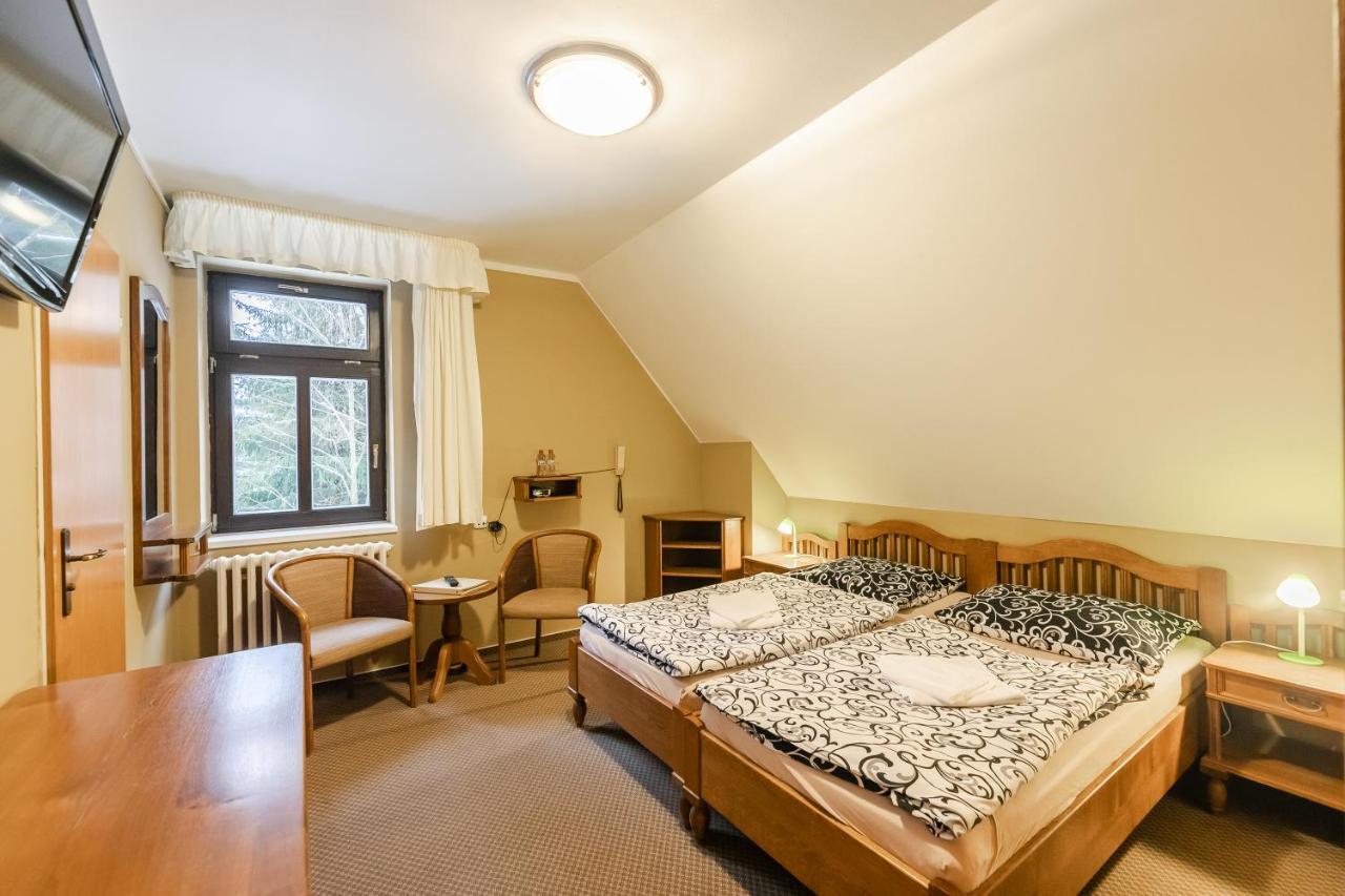 Hotel Perla Jizery Josefŭv Dŭl Zewnętrze zdjęcie