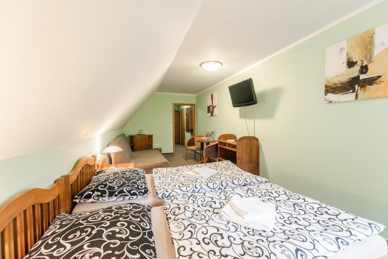 Hotel Perla Jizery Josefŭv Dŭl Zewnętrze zdjęcie